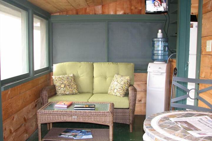 Hotel Interior 2 of 100