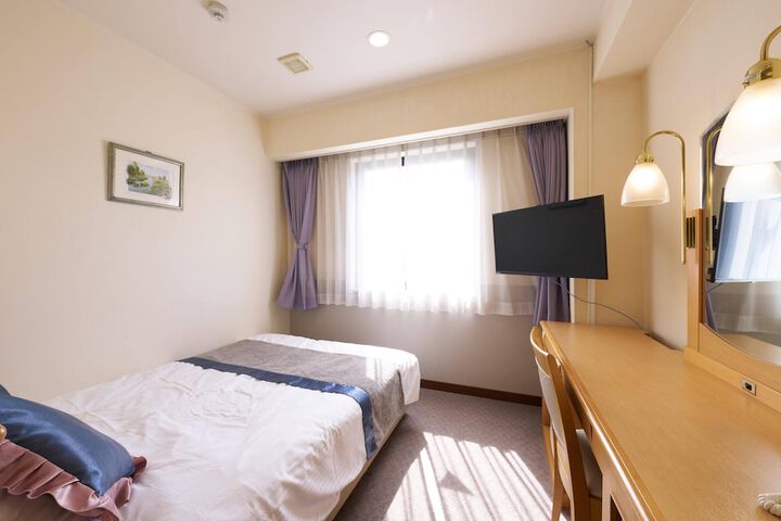 Room 41 of 74