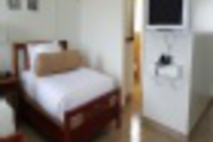 Room 565 of 695