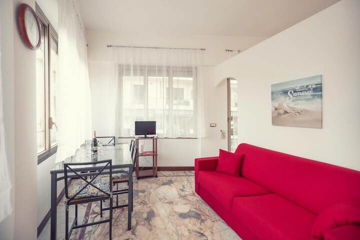 Room 4 of 15