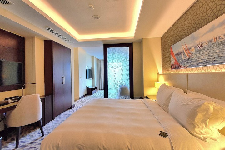 Room 16 of 51