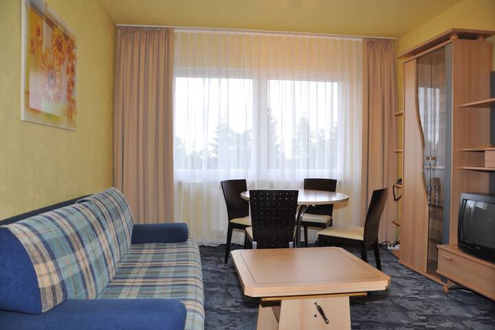 Room 4 of 24