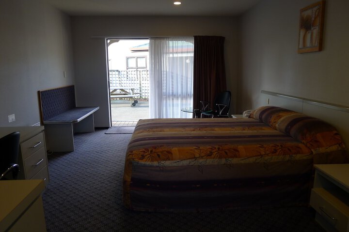 Room 5 of 36