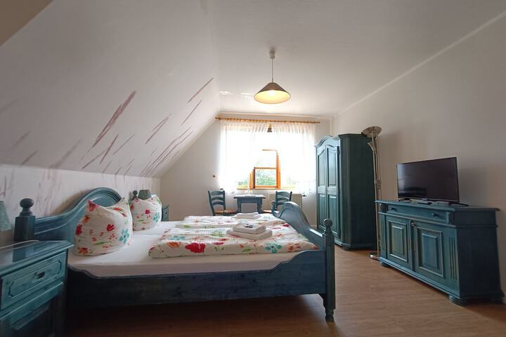 Room 13 of 60