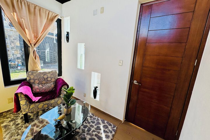 Room 20 of 209