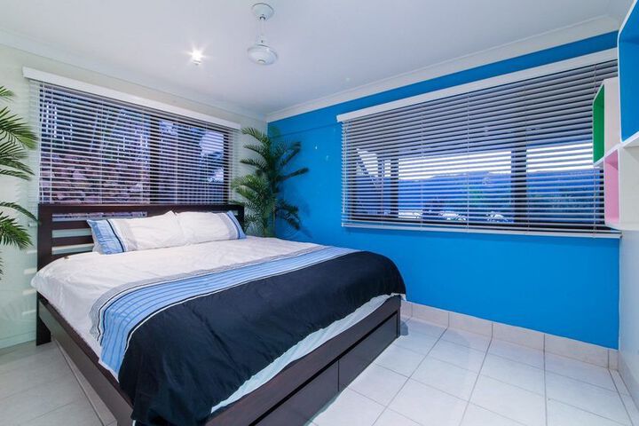 Room 2 of 22