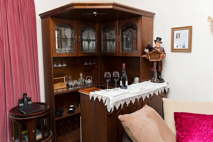 Room 8 of 70