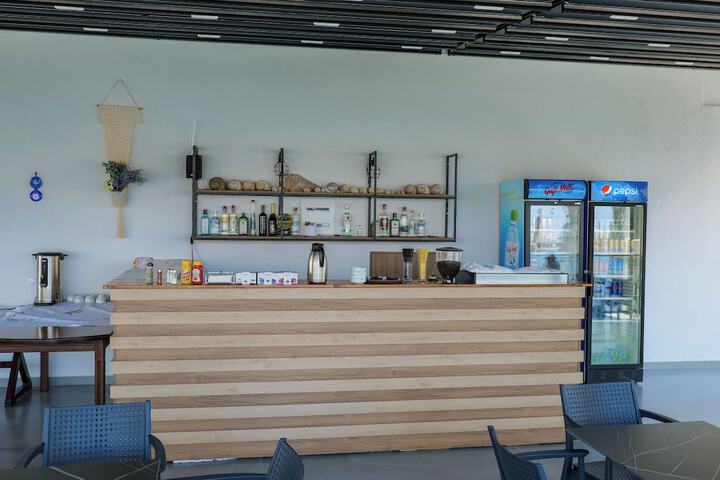 Lounge 89 of 152