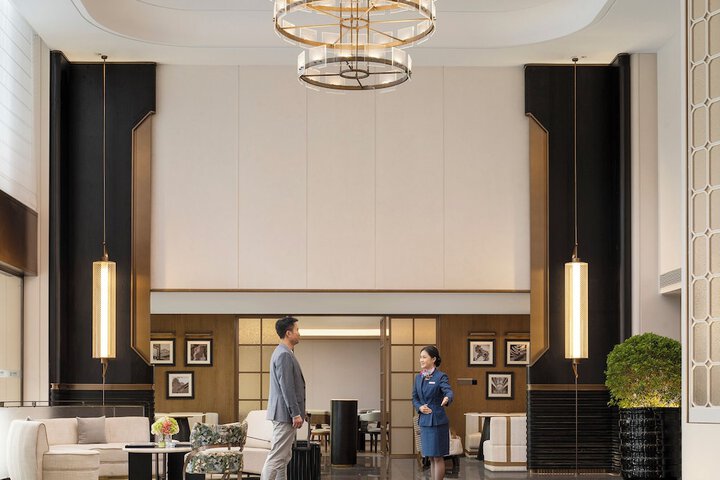 Mehood Lestie Hotel