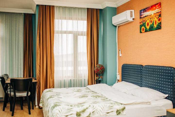 Room 54 of 75