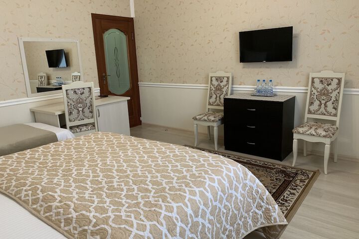 Room 5 of 22