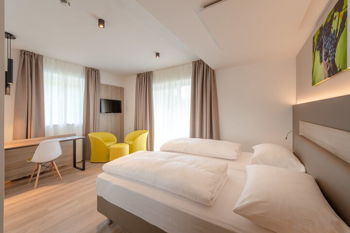 Room 29 of 172