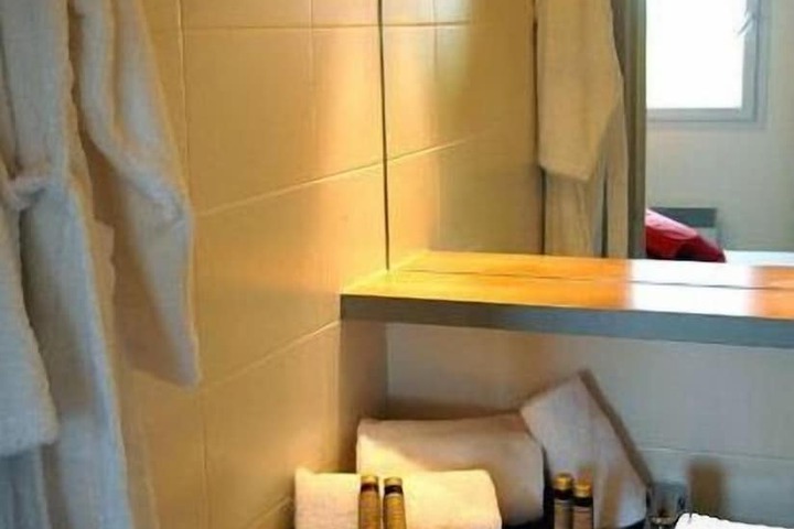 Bath Interior