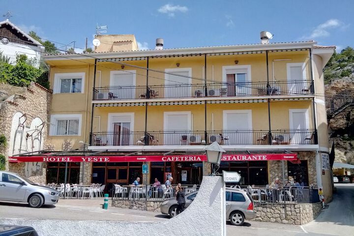 Hotel 37 of 41