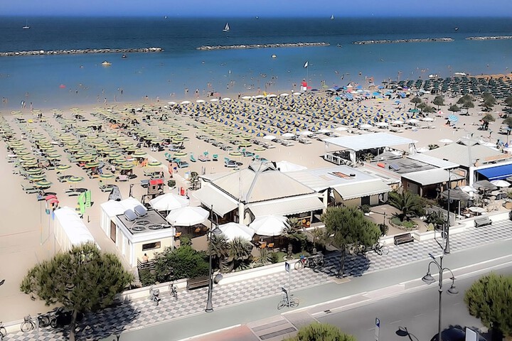 Beach 95 of 111