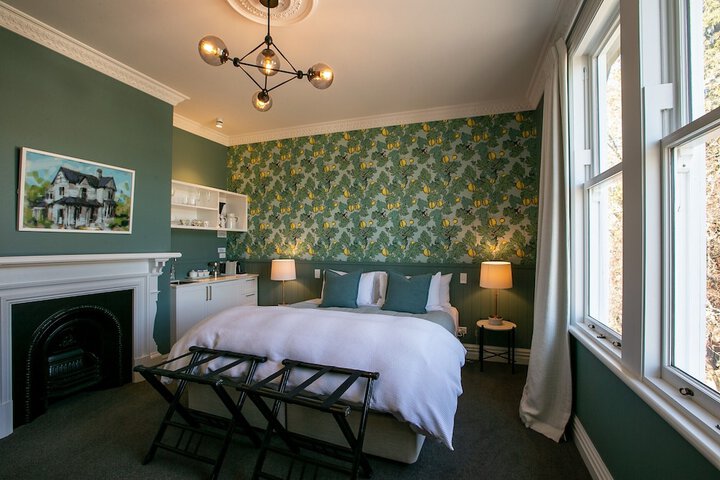 Room 22 of 46