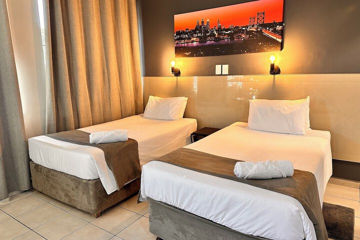 Room 20 of 26