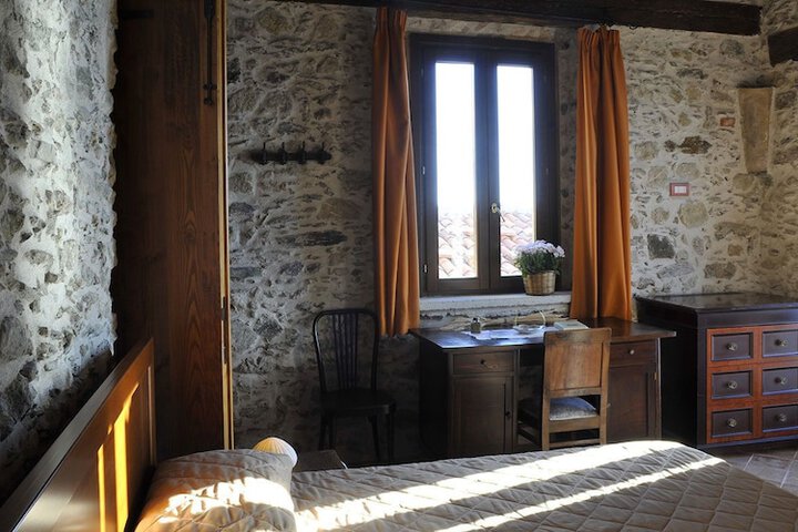 Room 18 of 45