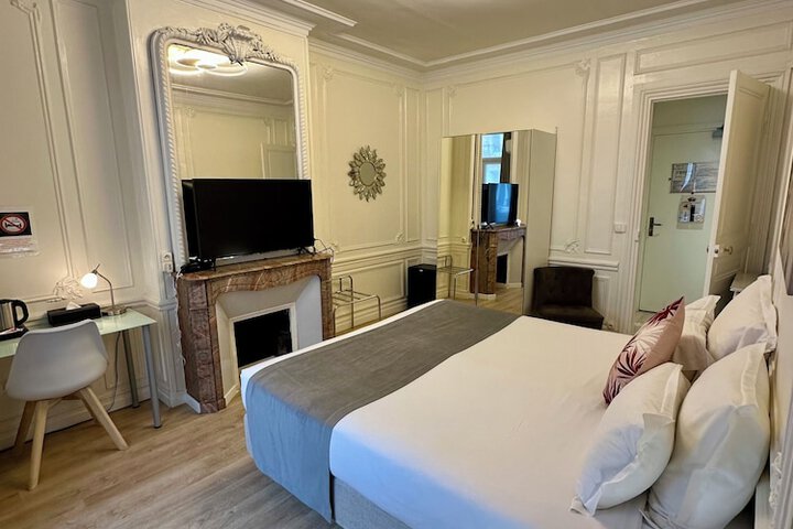 Room 20 of 85