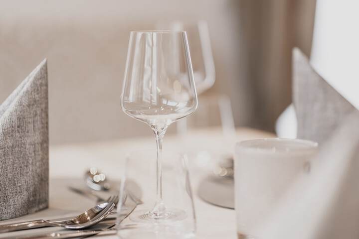 Dining 148 of 200