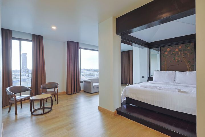 Room 25 of 140