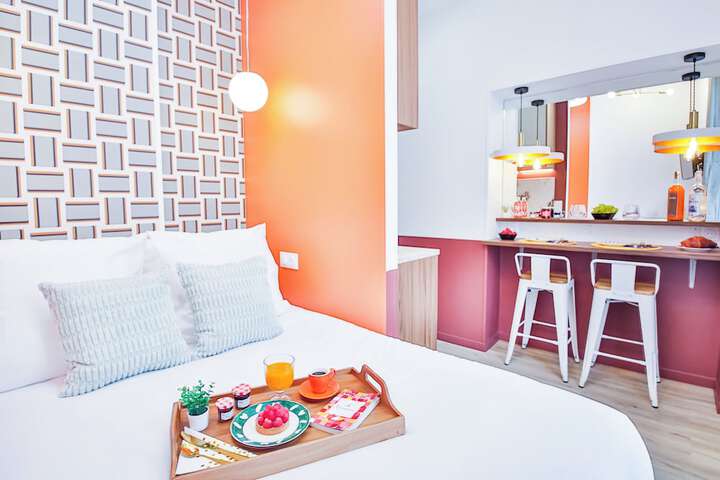 Room 20 of 76