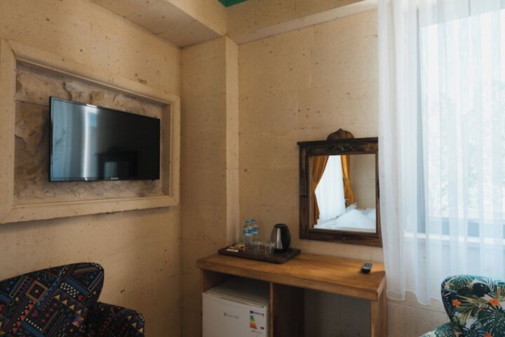 Room 34 of 189