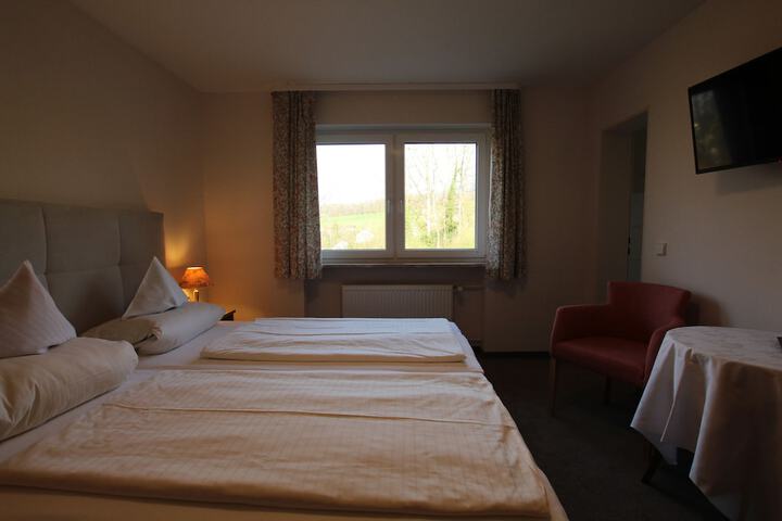Room 8 of 21