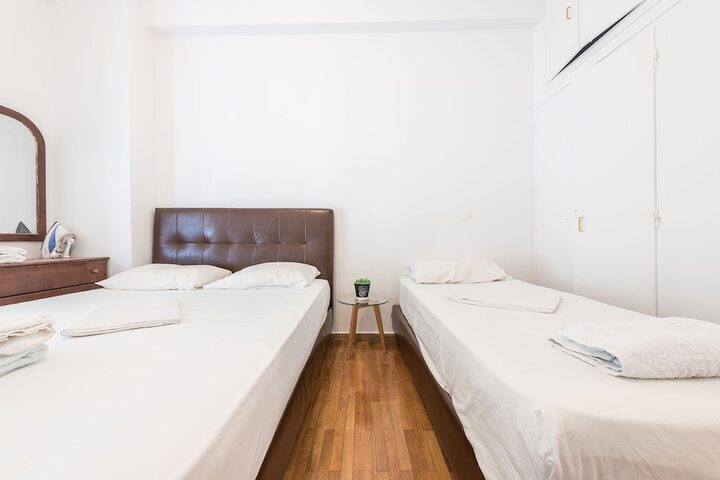 Room 8 of 20