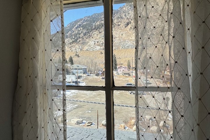 Room 10 of 53