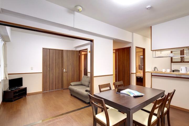 Room 13 of 62