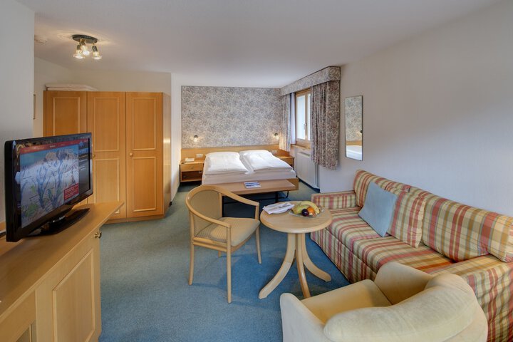 Room 6 of 47