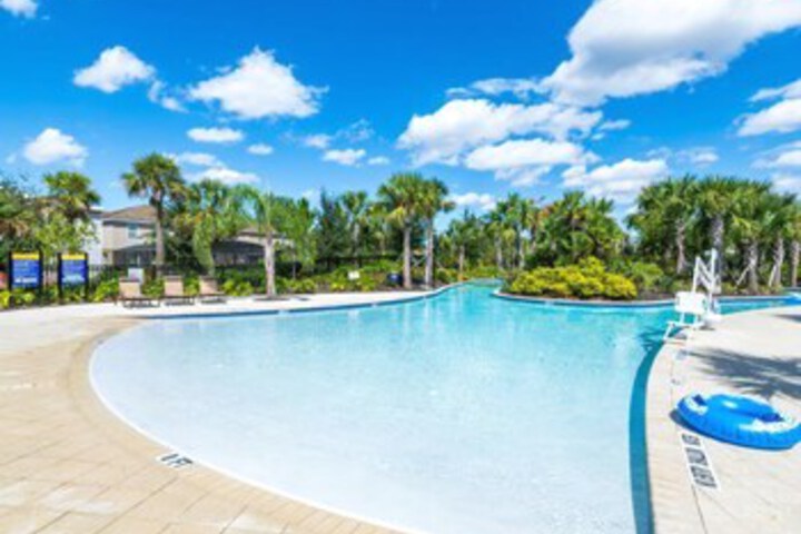 Pool 18 of 46