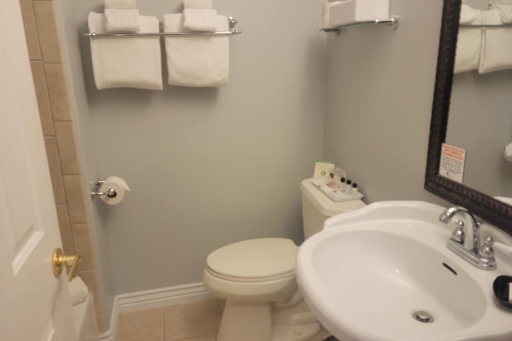 Room 30 of 56