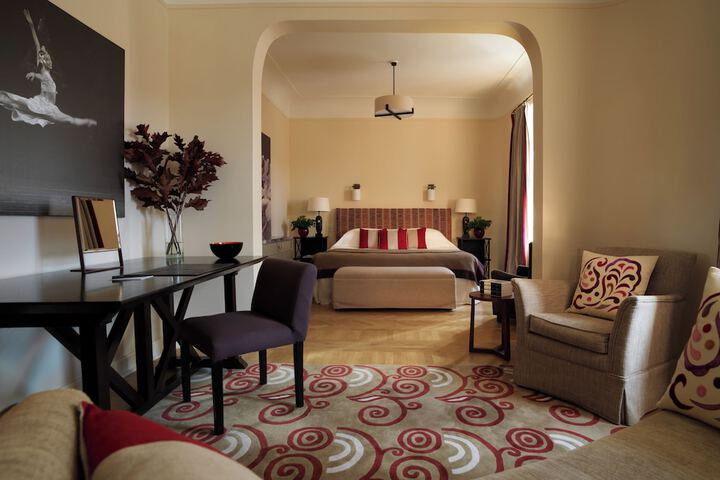 Room 26 of 208