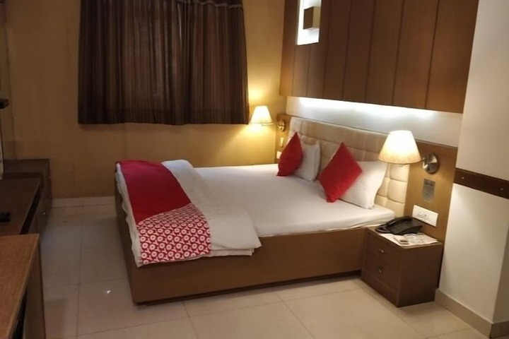 Room 5 of 48