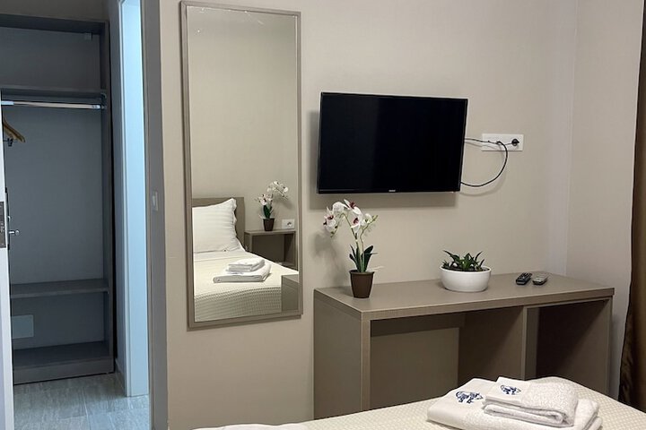 Room 29 of 121