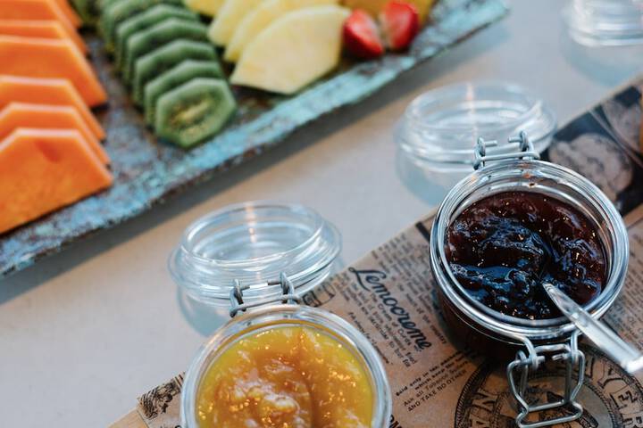 Breakfast/Coffee Service 76 of 117
