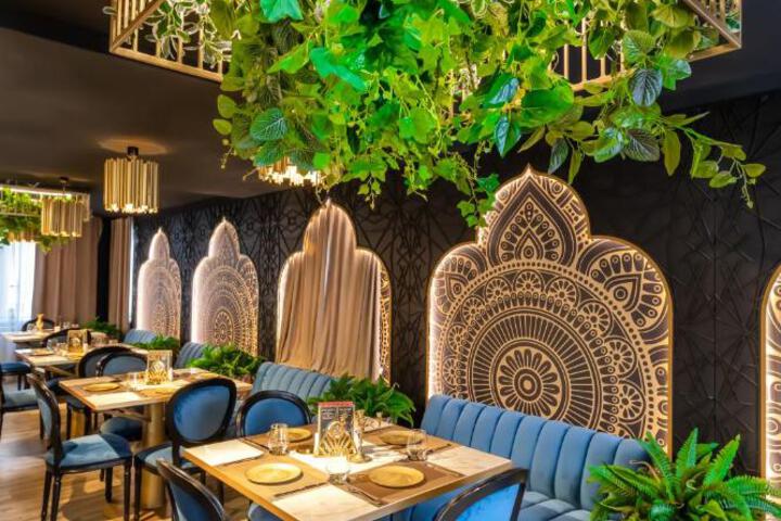 Alex & George Boutique Hotel