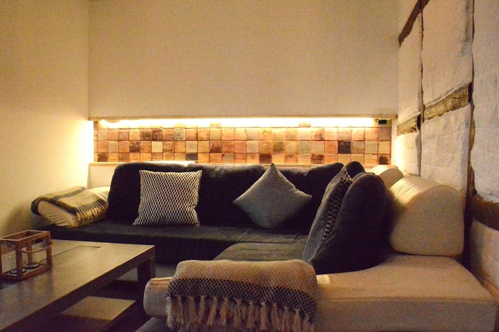 Room 15 of 38
