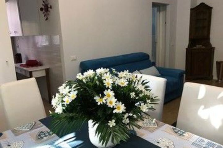 Room 17 of 23