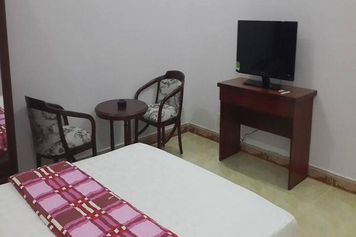 Hang Hoa Hotel