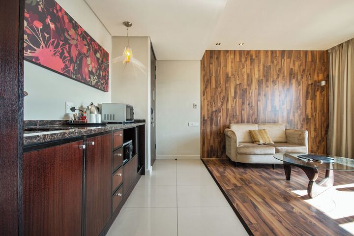 Private kitchenette