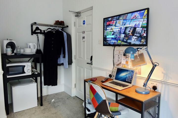 Room 17 of 41