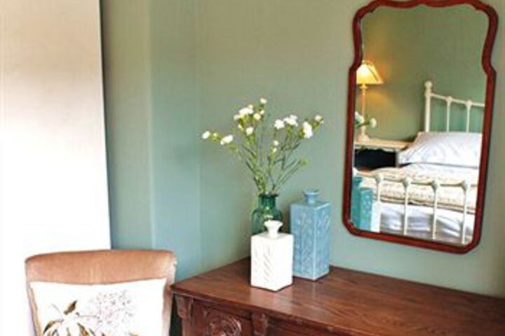 Room 18 of 23