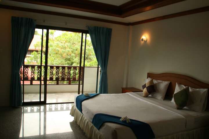 Room 26 of 66