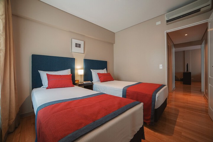 Room 15 of 43