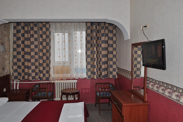 Room 15 of 46