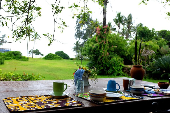 Breakfast/Coffee Service 37 of 50