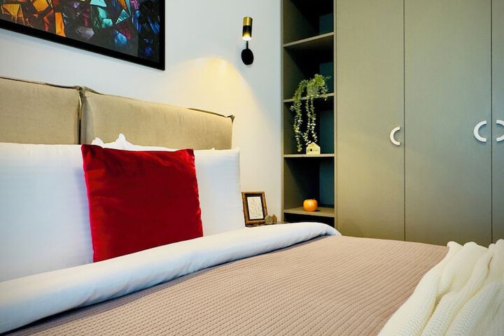 Room 136 of 431